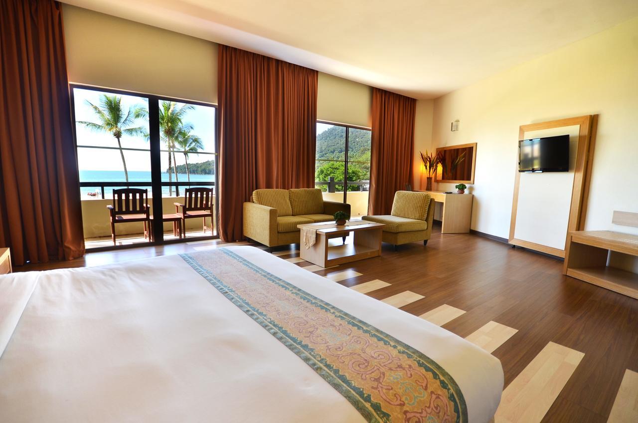 大马宫殿温泉度假村 古晋 外观 照片 Deluxe Ocean View