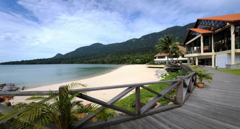 大马宫殿温泉度假村 古晋 外观 照片 The beach at the Pangkor Laut Resort